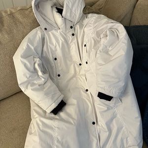 White Women's Hooded Puffer Coat - Insulated Winter Jacket
